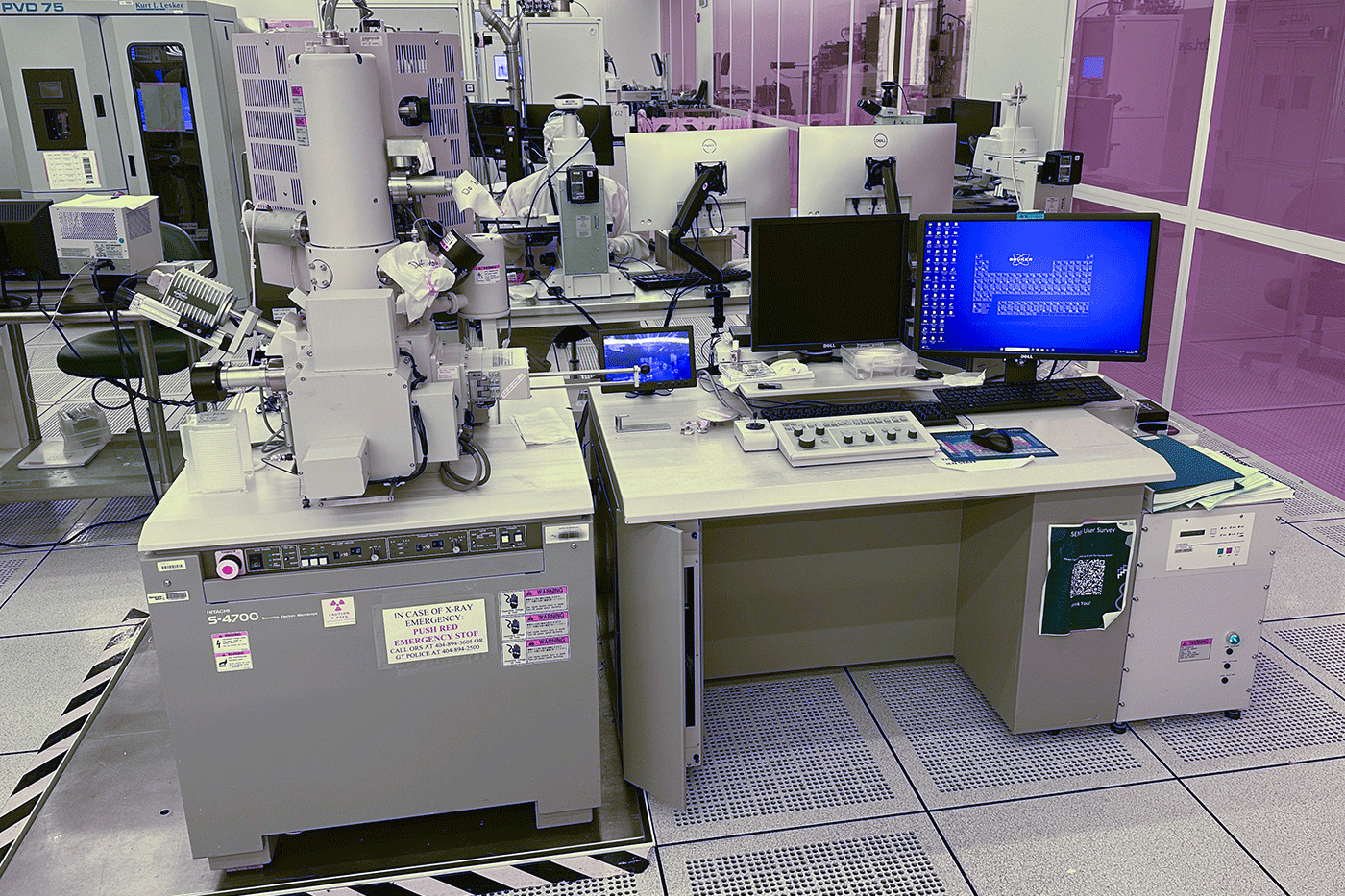 Hitachi S-4700 FE-SEM